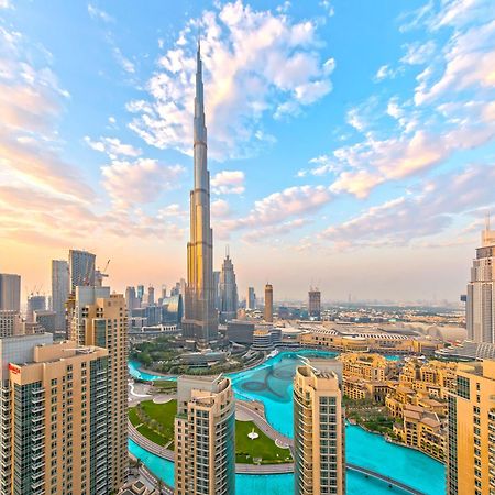 Signature Burj Khalifa View Residence Dubai Esterno foto