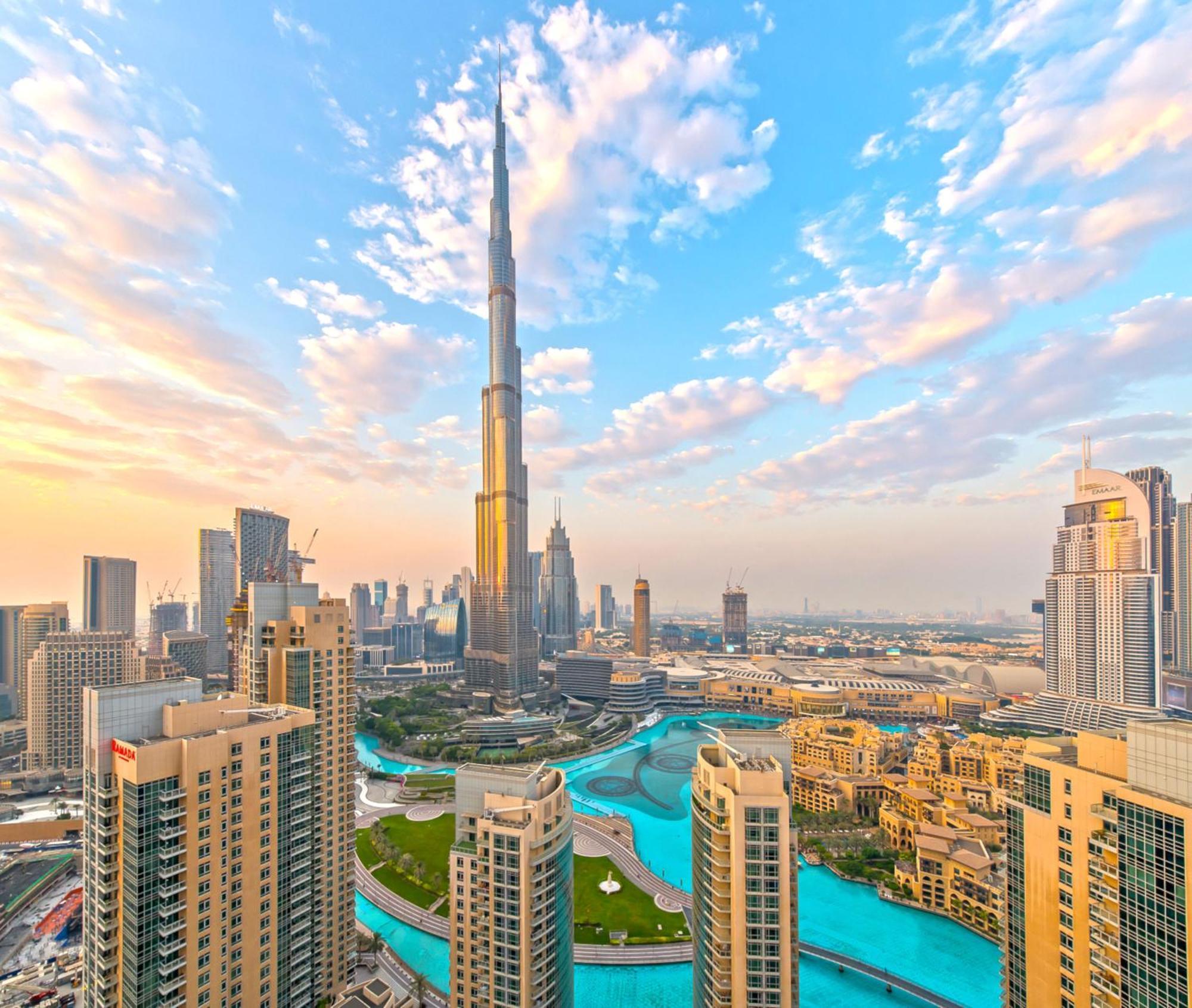 Signature Burj Khalifa View Residence Dubai Esterno foto